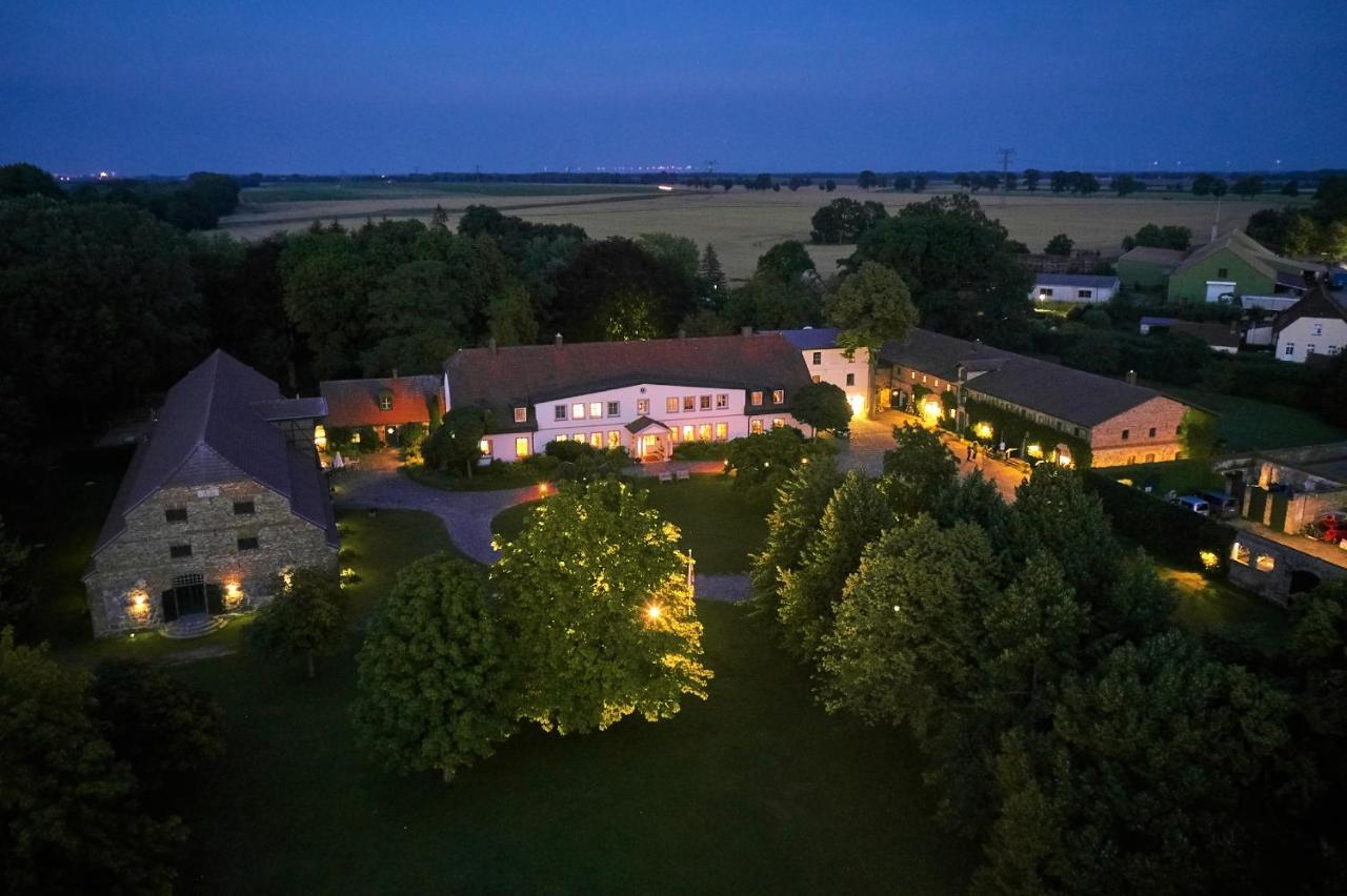 Relais & Chateaux Gutshaus Stolpe Otel Stolpe an der Peene Dış mekan fotoğraf