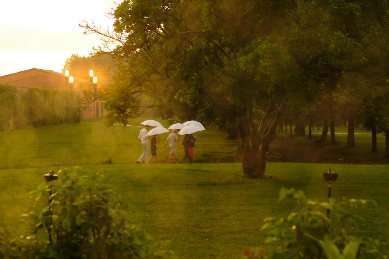 Relais & Chateaux Gutshaus Stolpe Otel Stolpe an der Peene Dış mekan fotoğraf