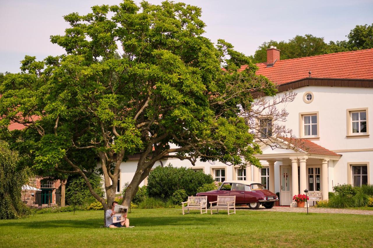 Relais & Chateaux Gutshaus Stolpe Otel Stolpe an der Peene Dış mekan fotoğraf