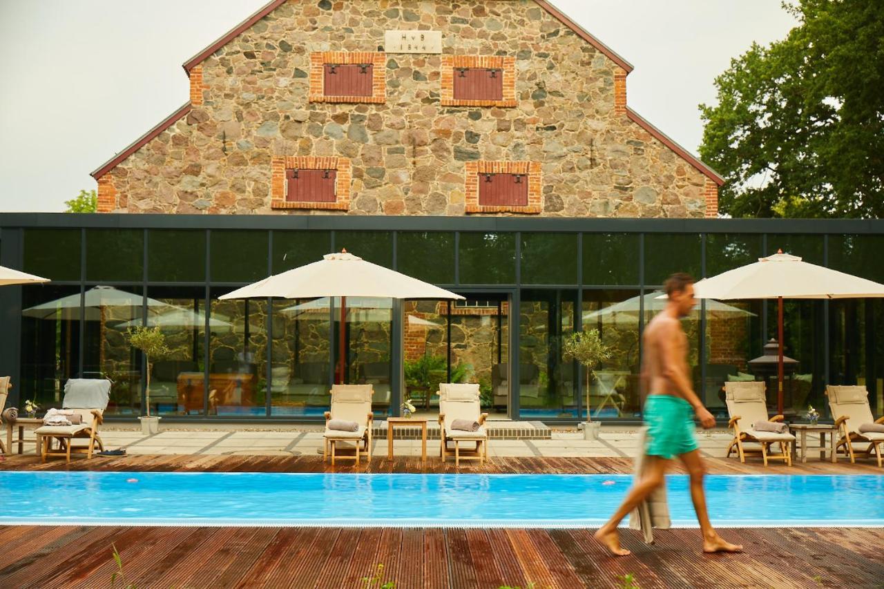 Relais & Chateaux Gutshaus Stolpe Otel Stolpe an der Peene Dış mekan fotoğraf