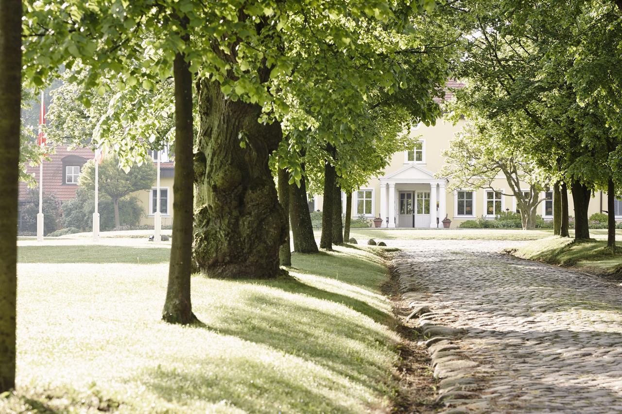 Relais & Chateaux Gutshaus Stolpe Otel Stolpe an der Peene Dış mekan fotoğraf